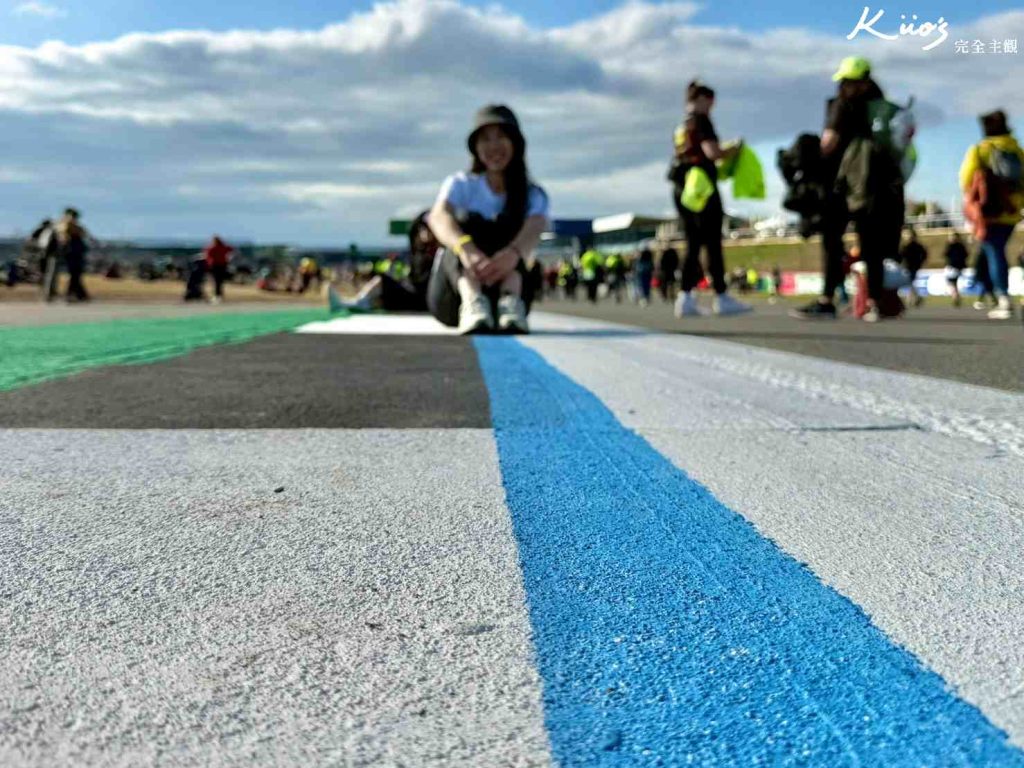 【2026 F1®英國大獎賽】7/3-7/5購票攻略!座位選擇、銀石交通住宿!實際體驗! 11 f1英國大獎賽