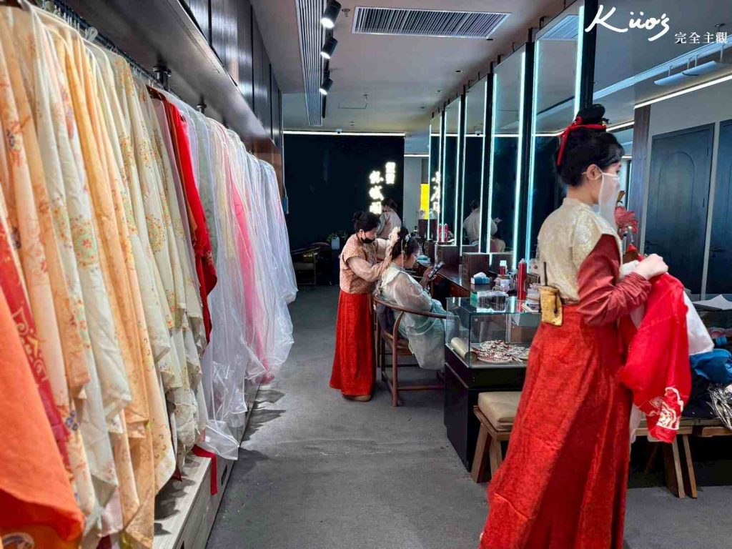 【上海宮廷宴】宮宴vs敘宴怎麼選?敘宴長安賦實測:換裝預約全攻略! 10 上海敘宴漢服體驗