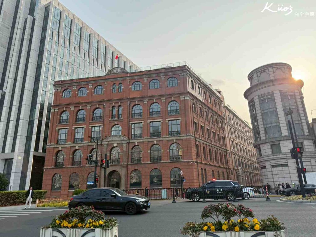 【2026上海李百蟹】李百蟹蟹黃麵全攻略:外灘必吃菜單與預約密技! 28 上海李百蟹預訂攻