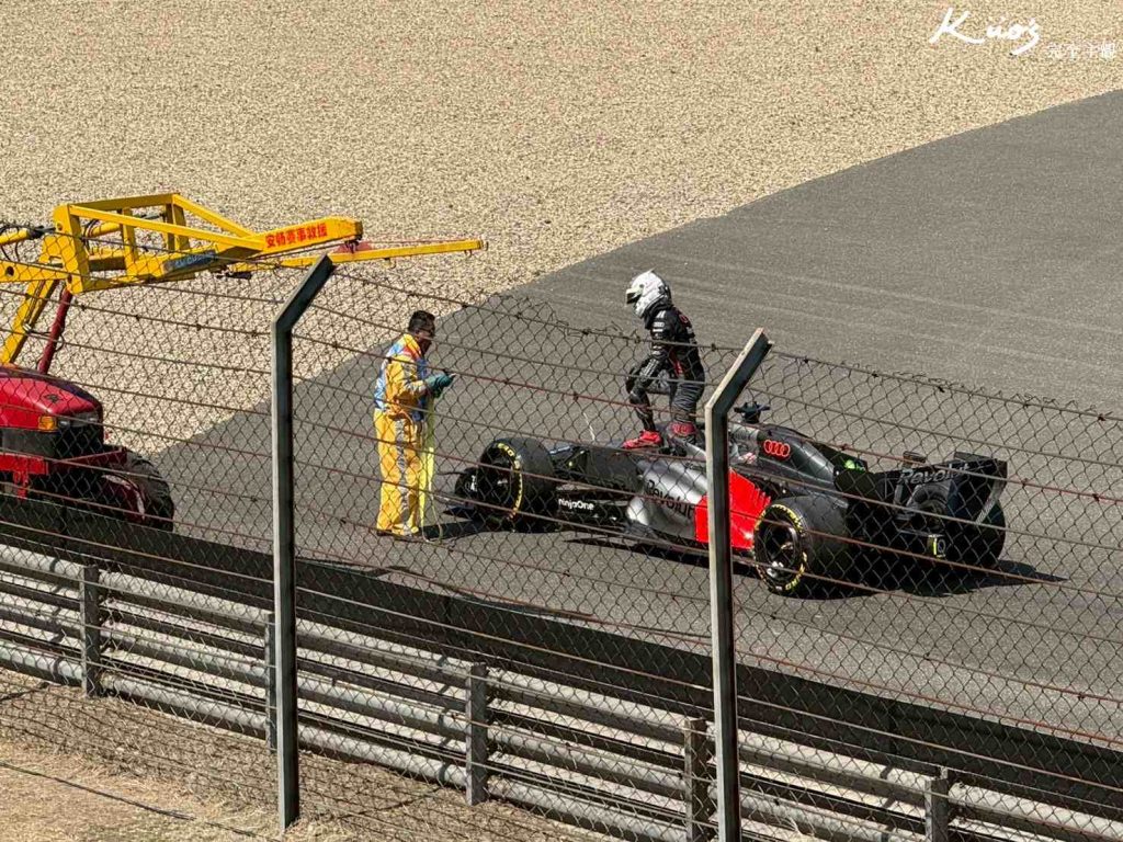 【2026上海F1】門票怎買?5大看台實測解析!20大QA!開箱F1門票+住宿! 39 上海F1我親自實測實拍